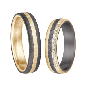 Trauringe aus Tantal und Gelbgold im Wechsel, Herrenring Gold mit Tantal-Streifen, Damenring Tantal mit Goldstreifen und Brillanten