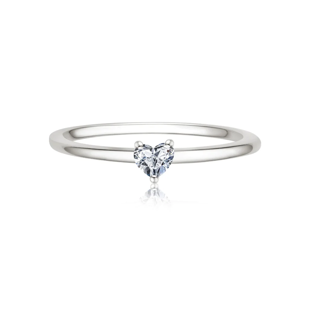 Verlobungsring mit Herz-Diamant in Weißgold 585, Frontansicht der schmalen Ringschiene